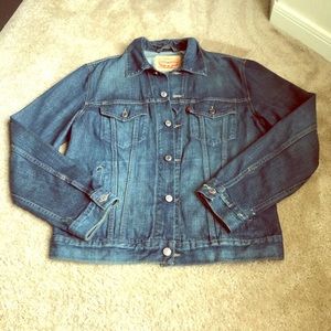 Levi’s denim jacket